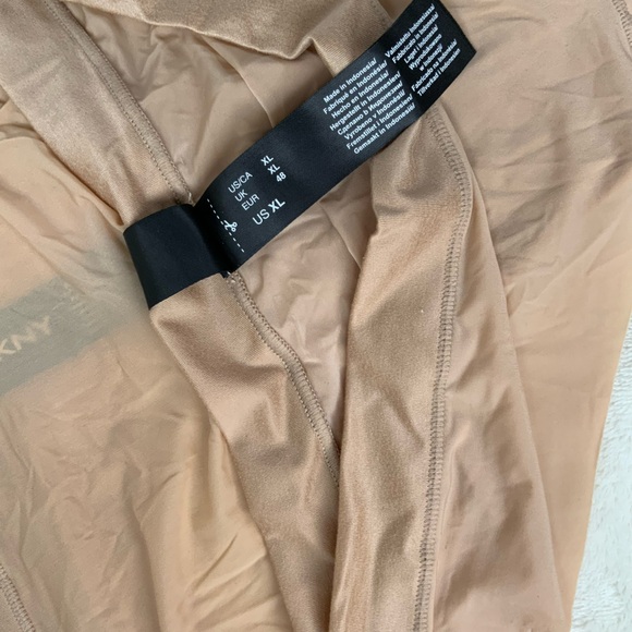 (2) DKNY Beige Seamless Underwear - Picture 6 of 9